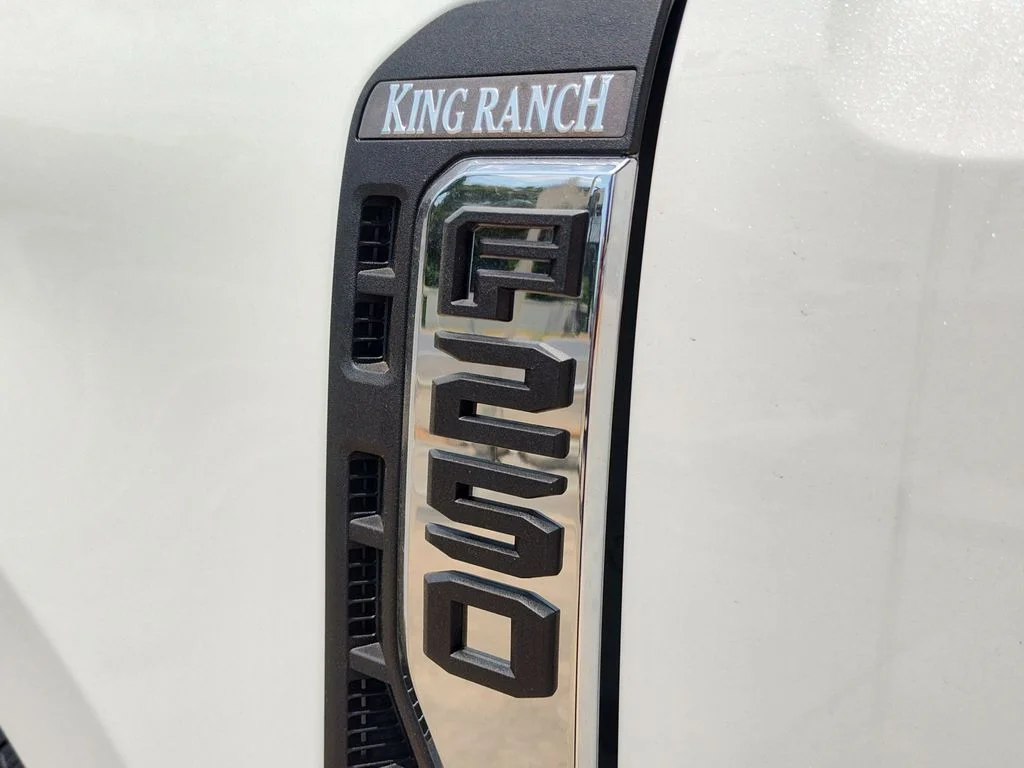New 2026 Star White Metallic Tri-Coat Ford F-250® King Ranch® image 6