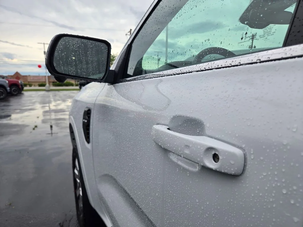 New 2026 Oxford White Ford Lariat® image 27