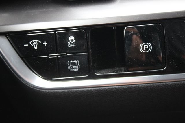 Used 2025 Gray Kia EX image 19