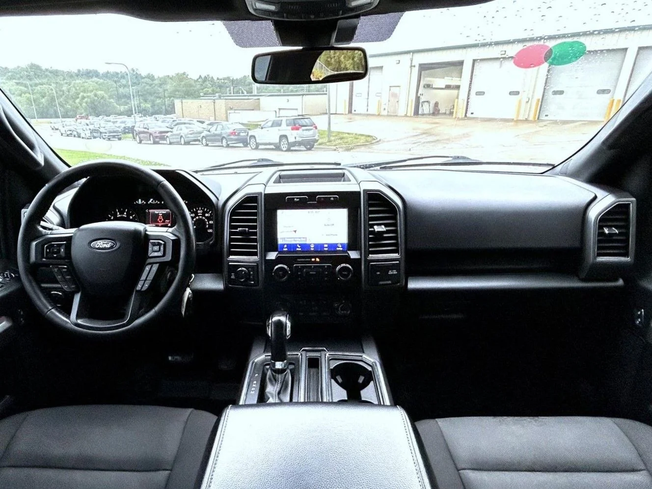 Used 2020 Black Ford XLT image 13
