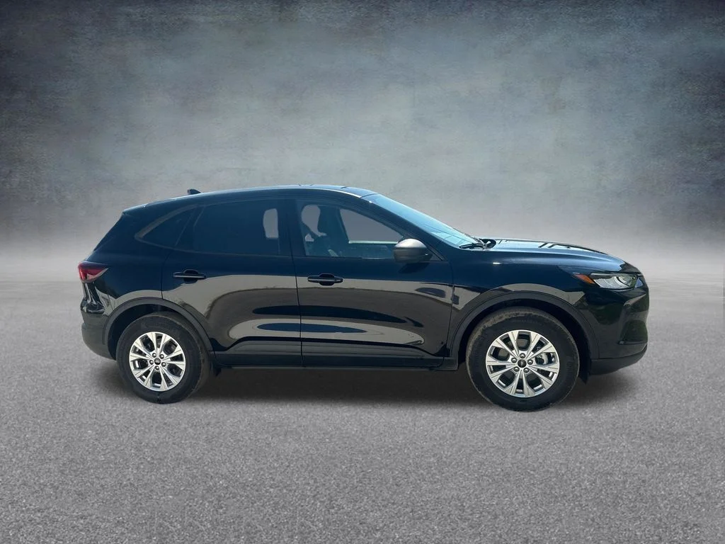 Used 2025 Black Ford Active image 7
