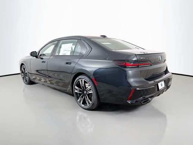 Used 2026 Black BMW 760i xDrive image 5