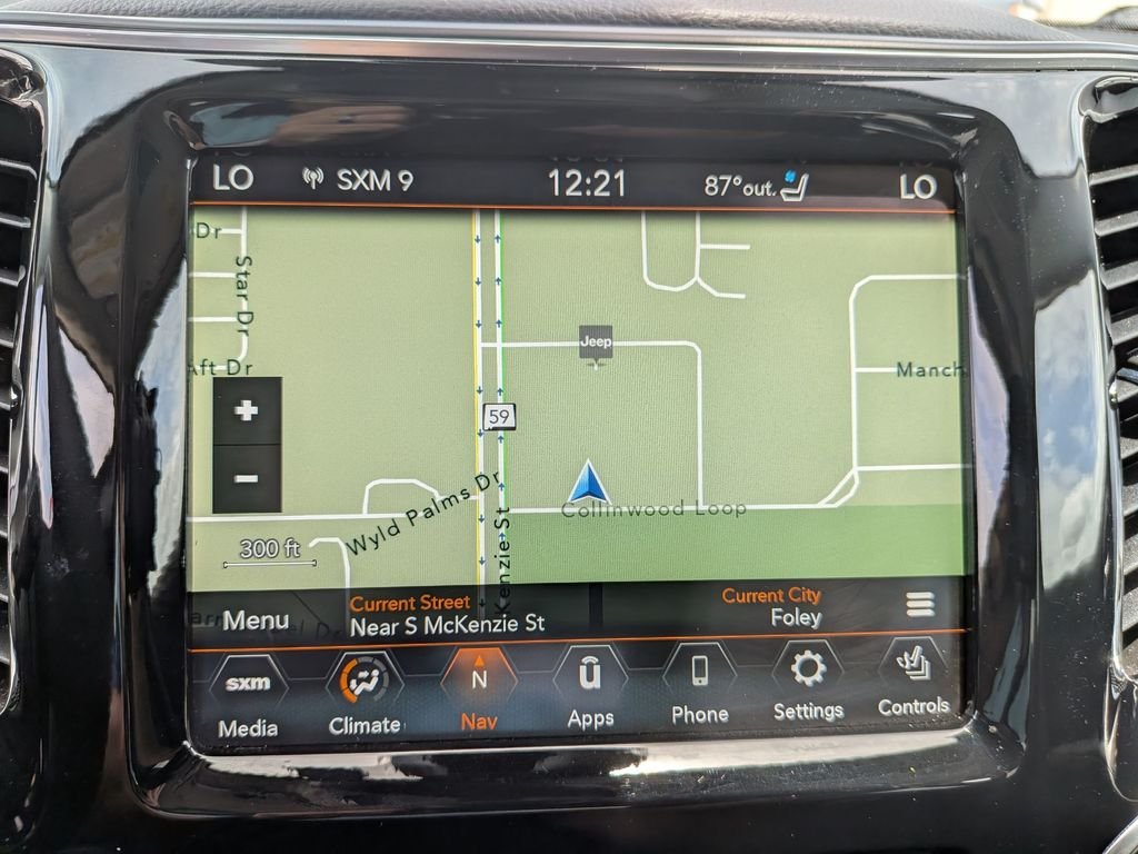 Used 2022 Gray Jeep Limited image 25
