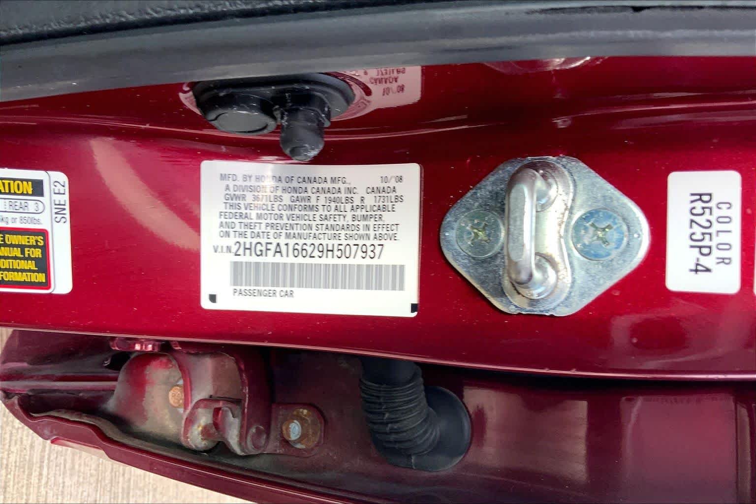 Used 2009 Tango Red Pearl Honda LX-S image 29