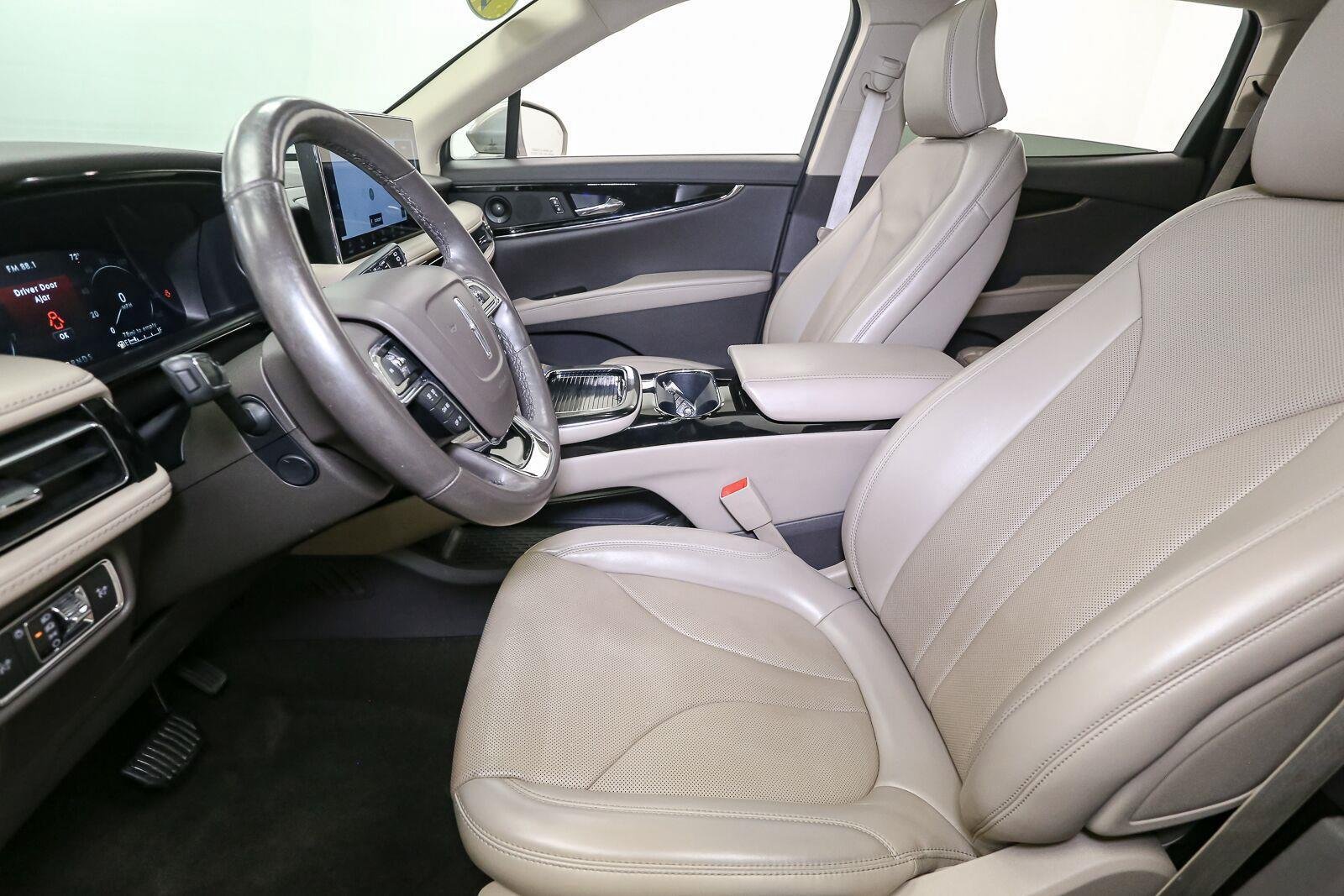 Used 2021 Iced Mocha Lincoln Reserve image 43