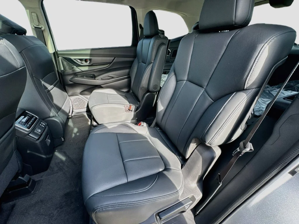 New 2027 Silver Subaru Onyx Edition Touring image 31