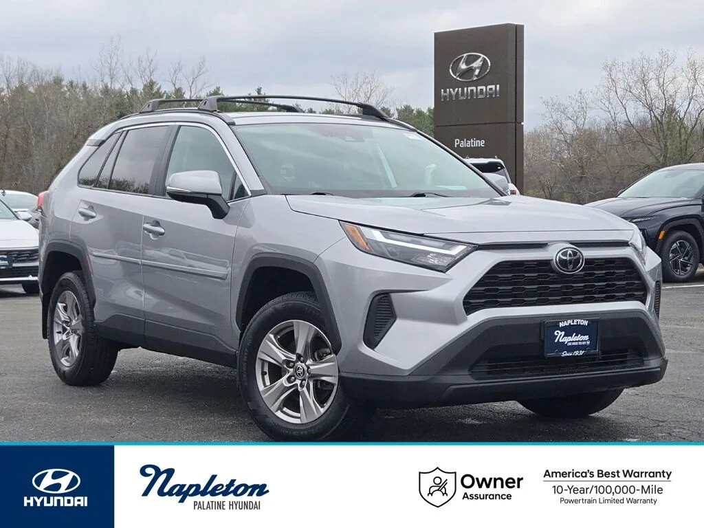 2023 Toyota RAV4 XLE AWD's photo