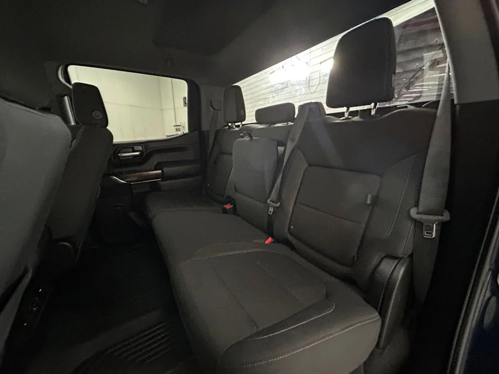 Used 2020 Blue GMC Elevation image 19