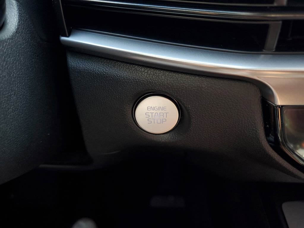 New 2026 White Kia EX image 31