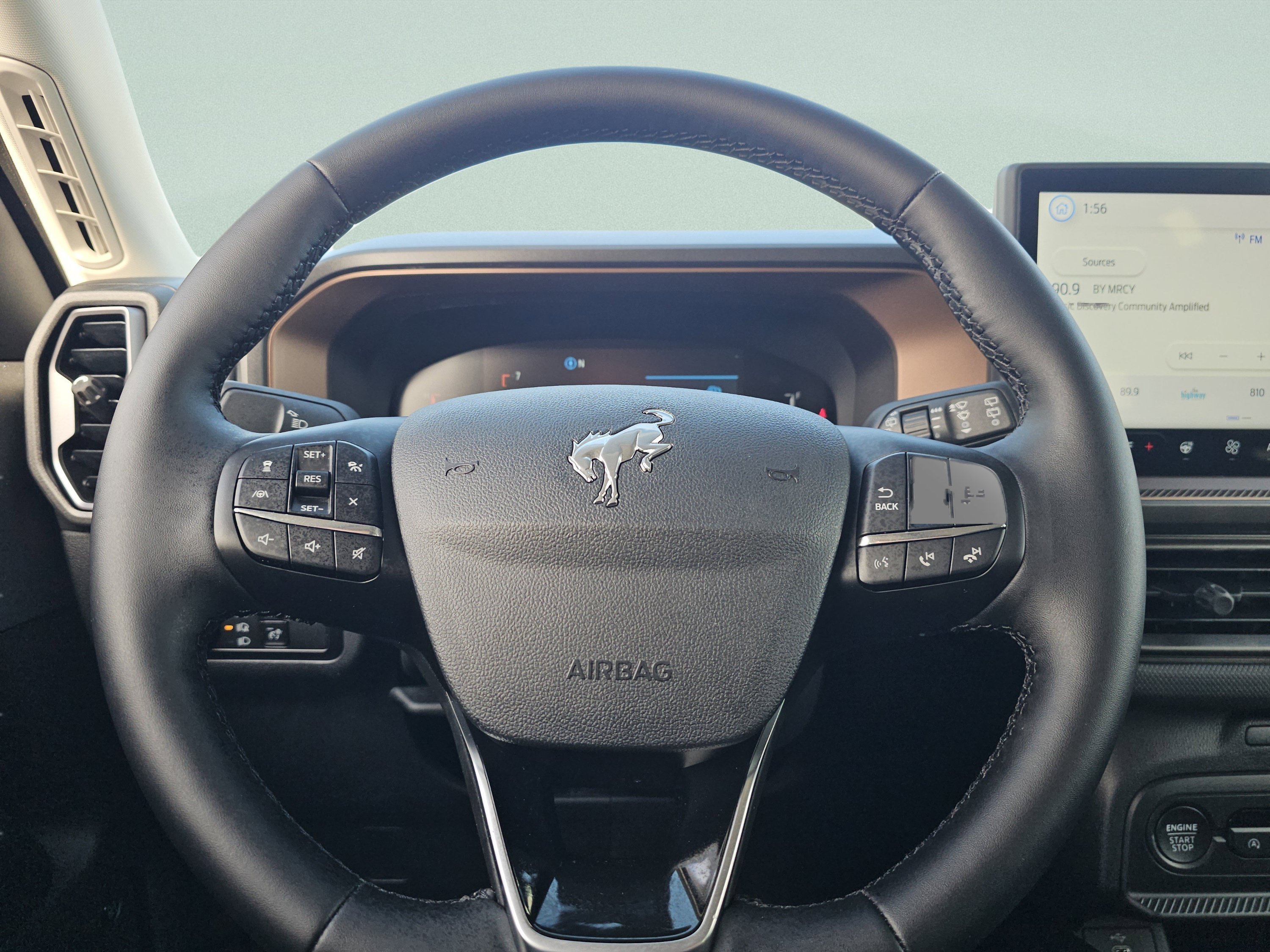 New 2026 Space White Metallic Ford Outer Banks image 31