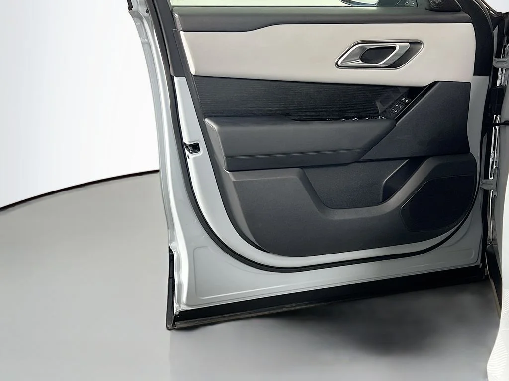 2026 Land Rover Range Rover Velar Dynamic SE - Photo 18