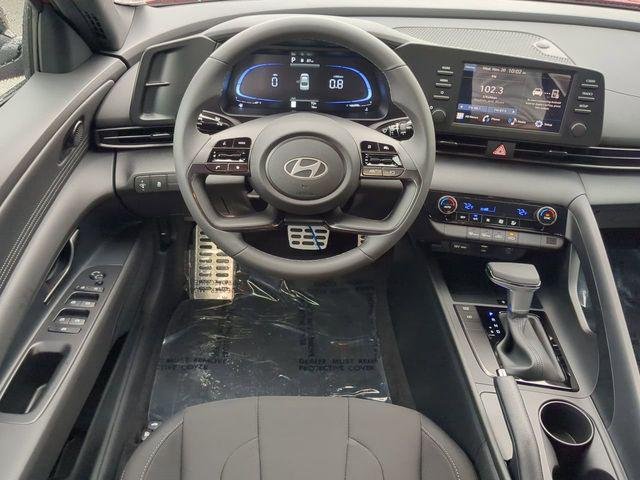 New 2025 Red Hyundai SEL Sport image 15
