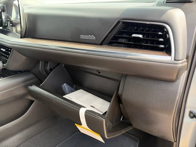 2026 Chevrolet Suburban High Country - Photo 58