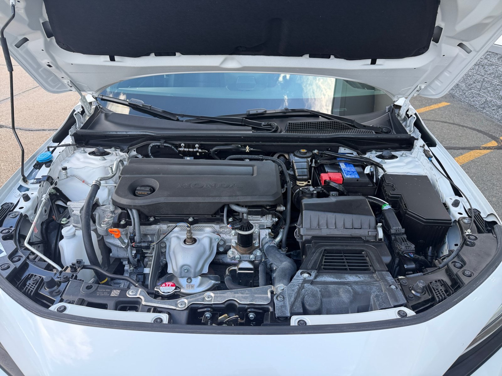 Certified Used 2025 Platinum White Pearl Honda Sport image 6