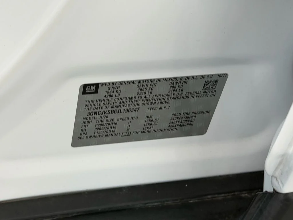 Used 2018 White Chevrolet LS image 9