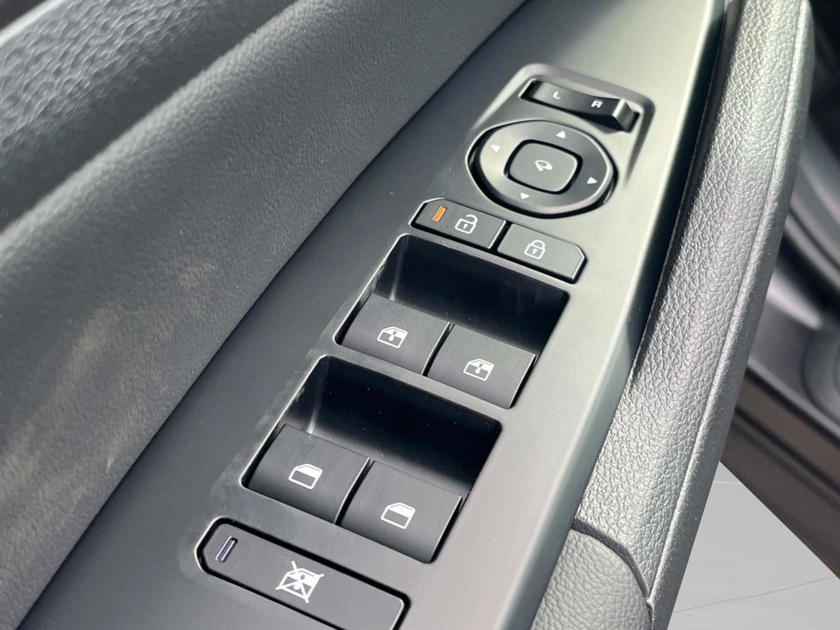 New 2026 Panthera Metal Matte Kia SX Prestige image 25