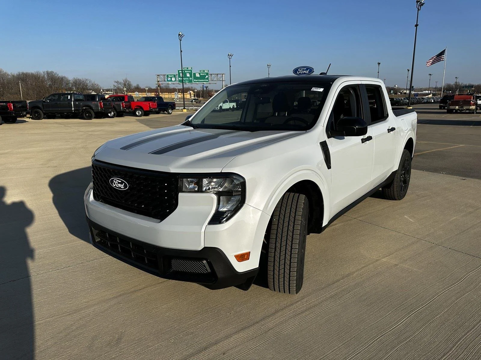 New 2026 Space White Metallic Ford XLT image 4