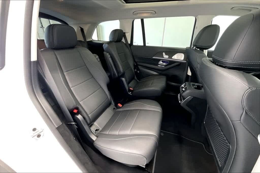 Certified Used 2026 Polar White Mercedes-Benz GLS 450 image 19