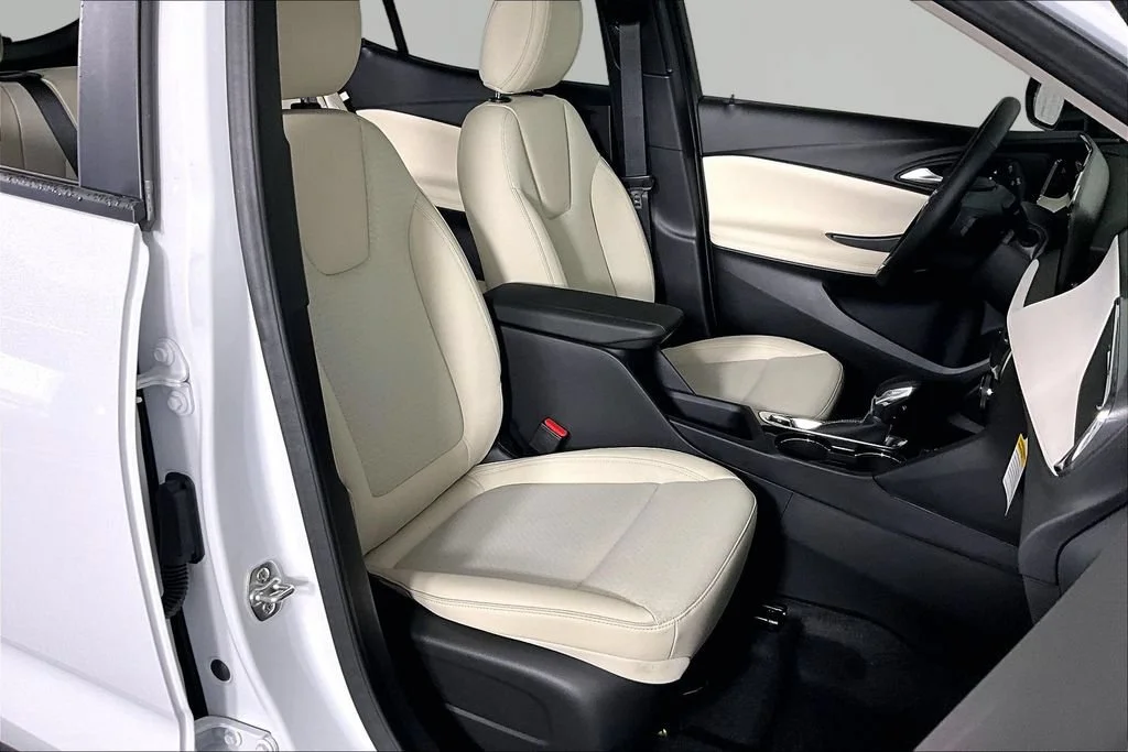 New 2026 Summit White Buick Preferred image 11