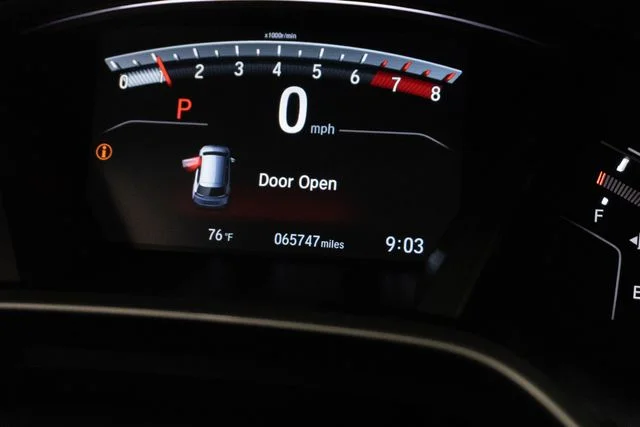Used 2021 White Honda EX-L image 5