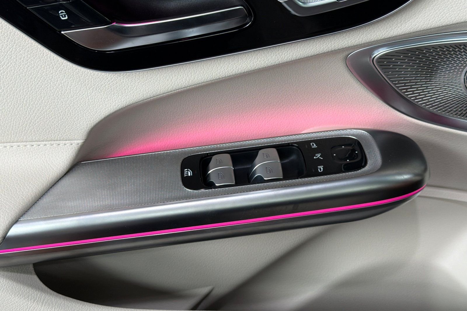 New 2027 Cirrus Silver Metallic Mercedes-Benz CLE 450 image 23