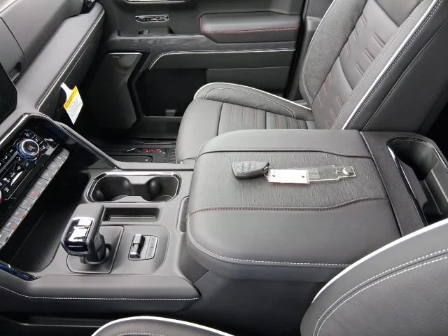 2026 GMC Sierra 1500 AT4X - Photo 11