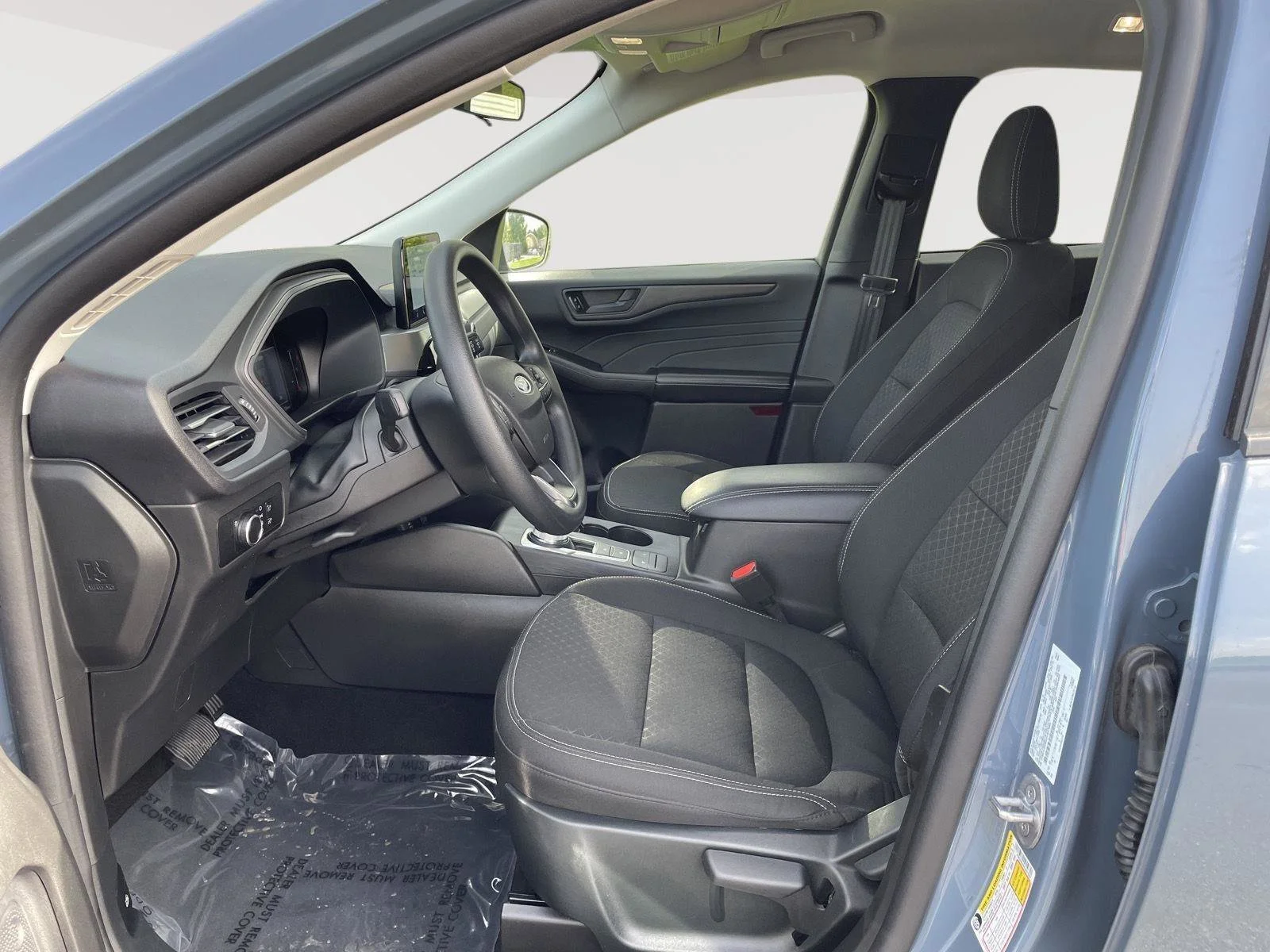 Used 2025 Vapor Blue Ford Active image 21