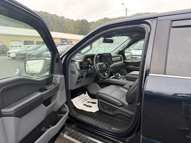 Used 2025 Antimatter Blue Metallic Ford Lariat image 20