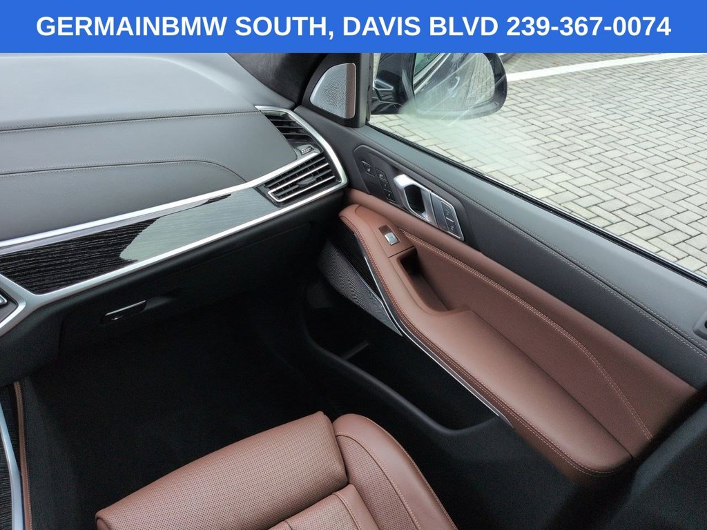 Used 2020 Gray Metallic BMW M50i image 19