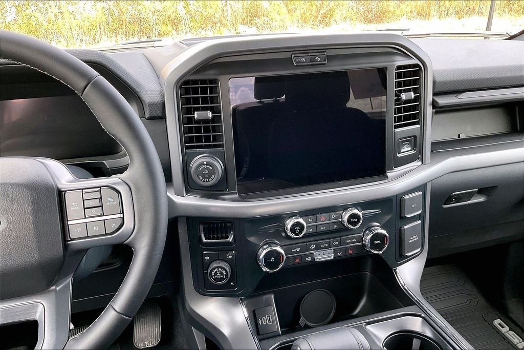 New 2026 Ford F-150 XLT 4D SuperCrew