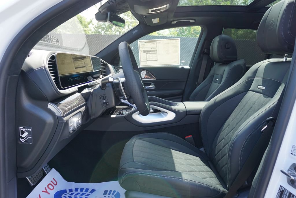 New 2026 MANUFAKTUR Moonlight White Metallic Mercedes-Benz GLE 63 S AMG® image 22