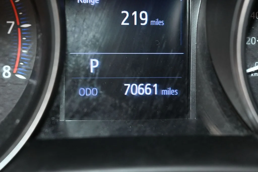 Used 2019 Magnetic Gray Metallic Toyota XLE image 23