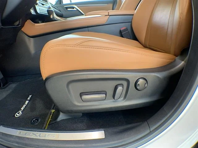 Used 2022 EMINENT WHITE PEARL Lexus 350 image 12