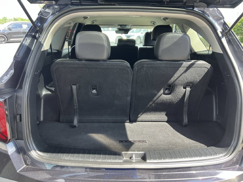 Used 2025 Gray Kia S image 27