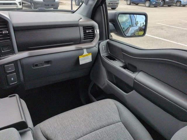 New 2026 Iconic Silver Metallic Ford XLT image 17