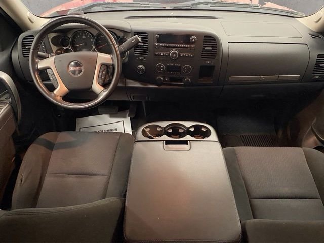 Used 2011 Red GMC SLE image 34