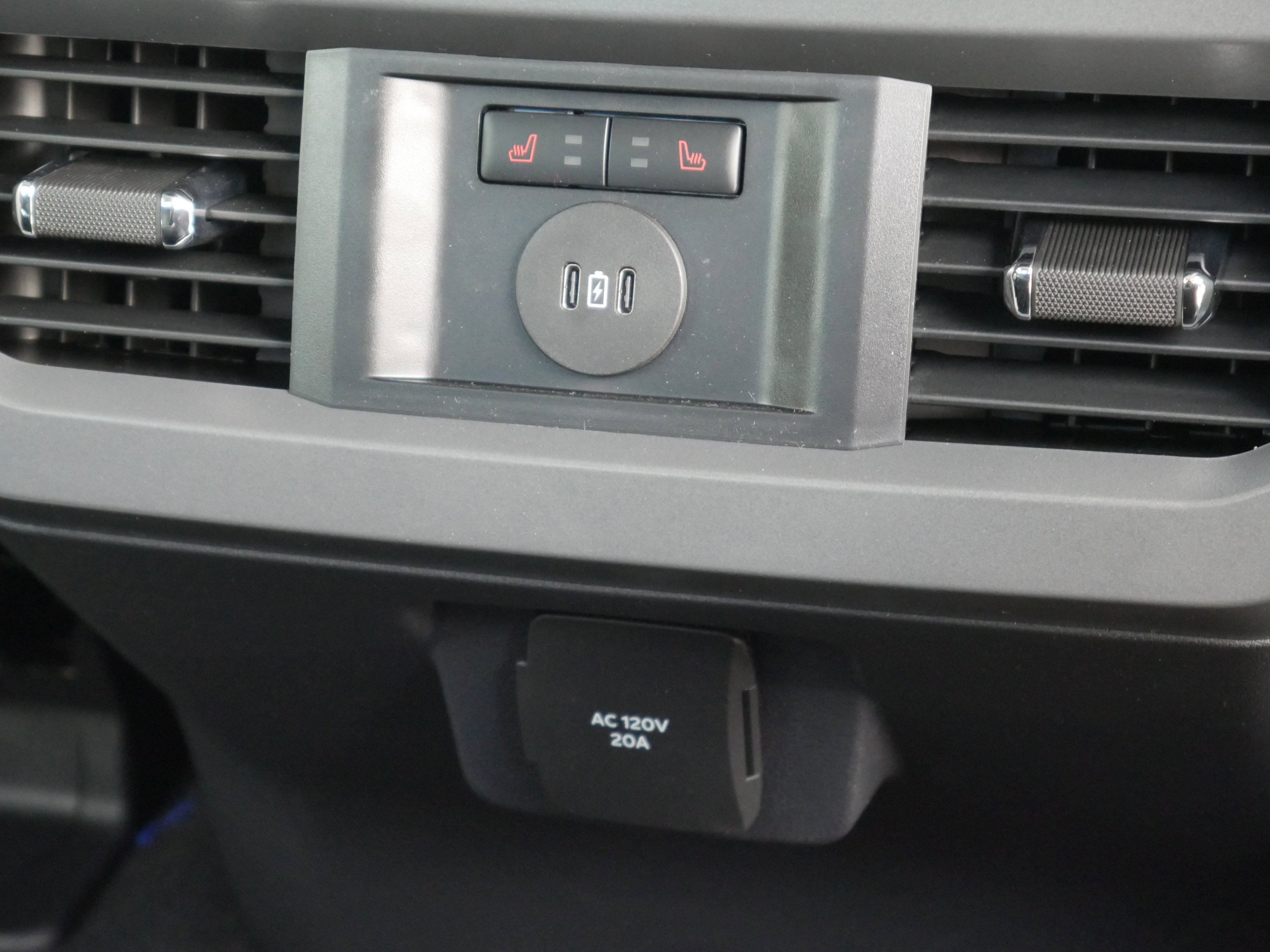 New 2026 Carbonized Gray Metallic Ford F-350® Lariat® image 36