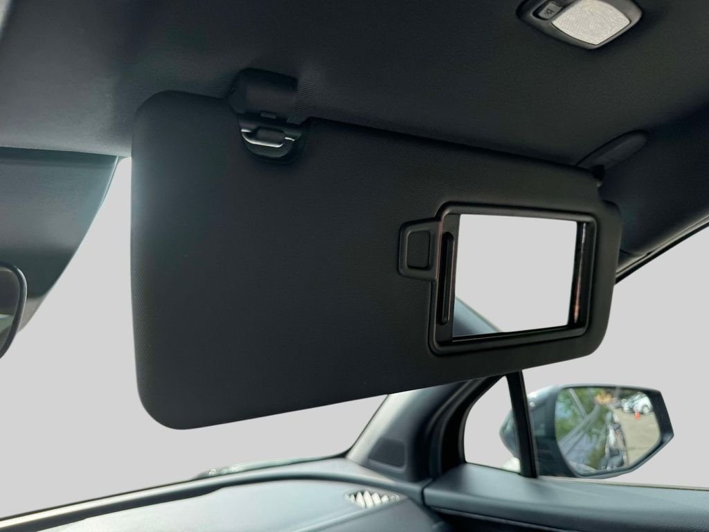 Used 2023 Black Kia X-Line image 30