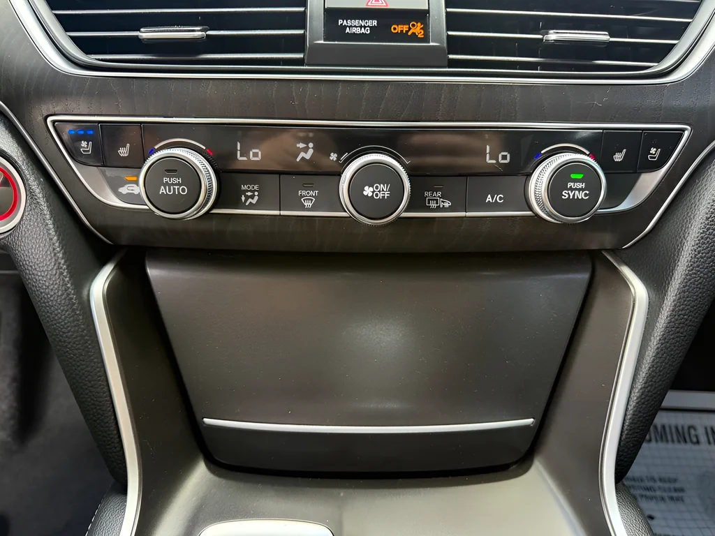 2022 Honda Accord Hybrid Touring - Photo 29