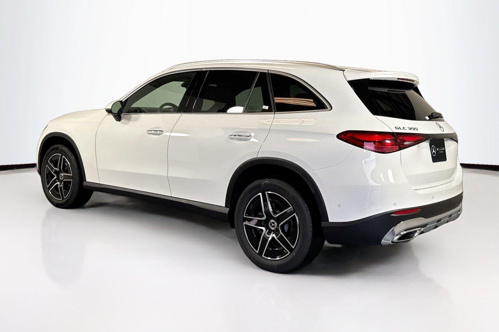New 2026 Polar White Mercedes-Benz GLC 300 image 7