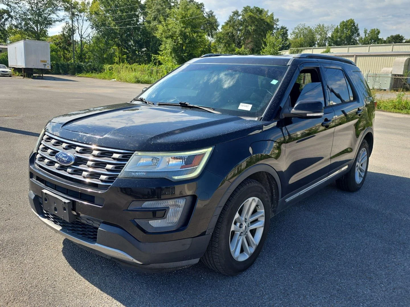 Used 2017 Shadow Black Ford XLT image 9