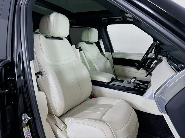 Certified Used 2025 Santorini Black Land Rover SE image 29