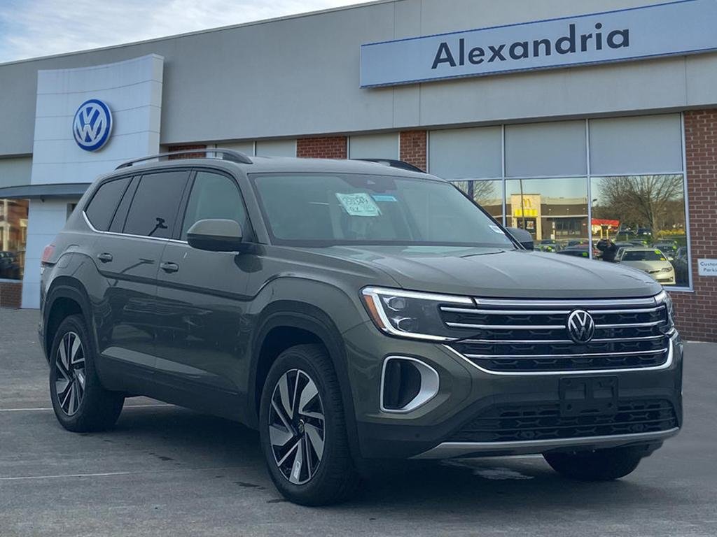 New 2026 Green Volkswagen 2.0T SE w/Technology image 1