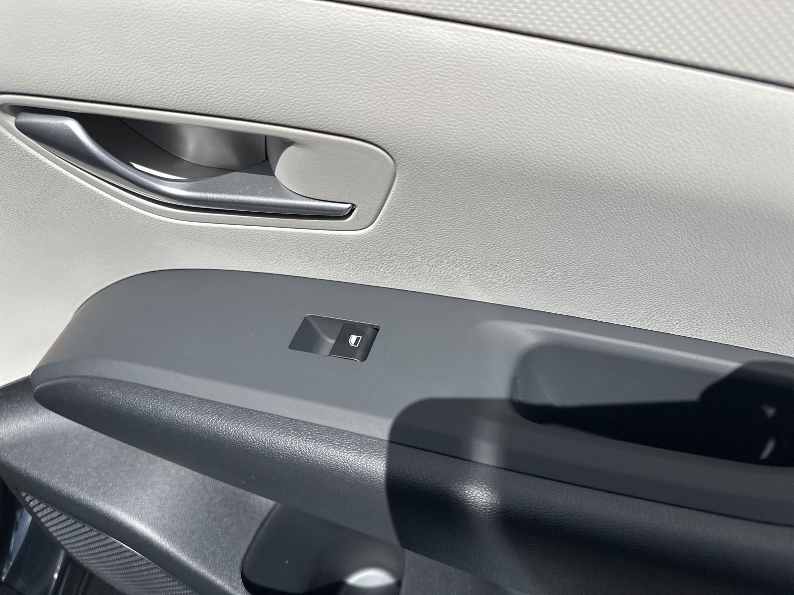 New 2026 Gray Hyundai SEL AWD image 32