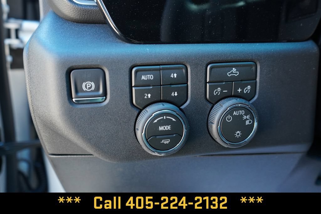 New 2026 Special Exterior Color Chevrolet LT image 32