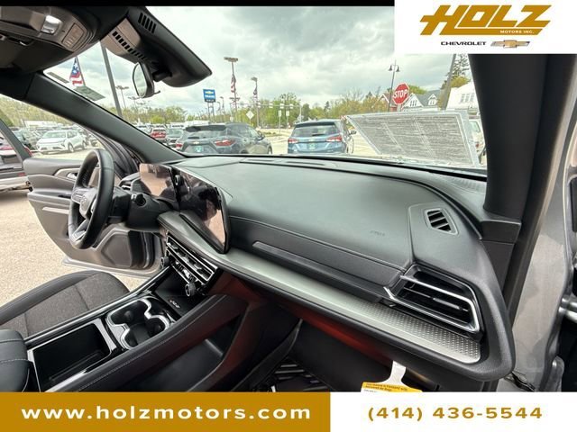 Certified Used 2025 Sterling Gray Metallic Chevrolet LT image 27