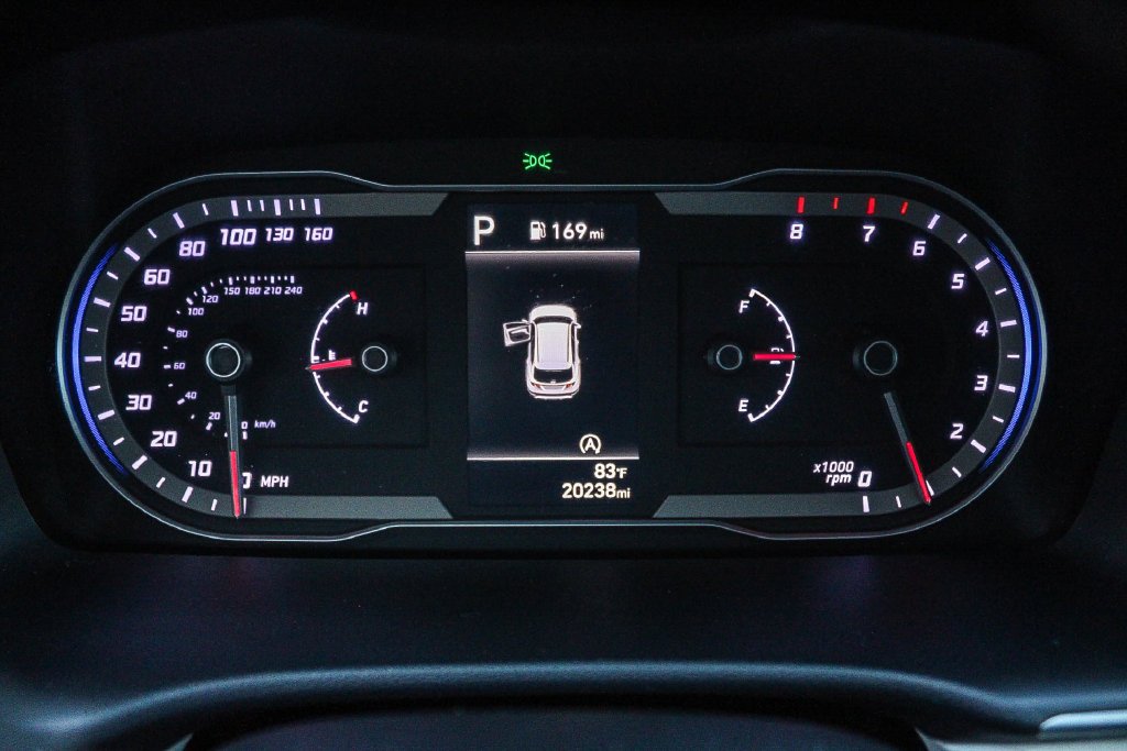 Certified Used 2024 Silver Hyundai SE image 22