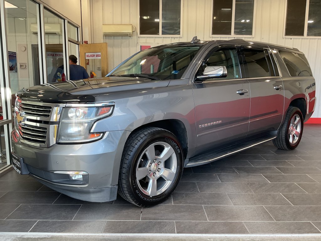 Used 2020 Gray Chevrolet Premier image 2
