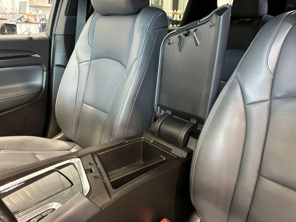 Used 2023 Ebony Twilight Metallic Buick Premium image 23