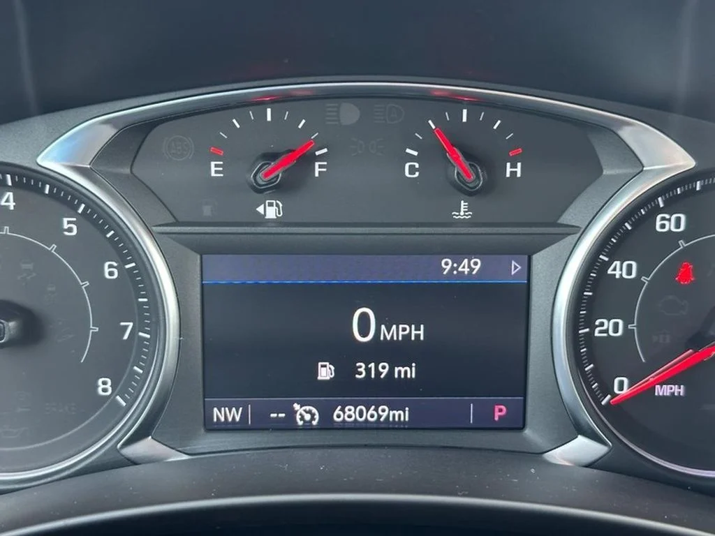 Used 2024 Downpour Metallic GMC SLT image 22